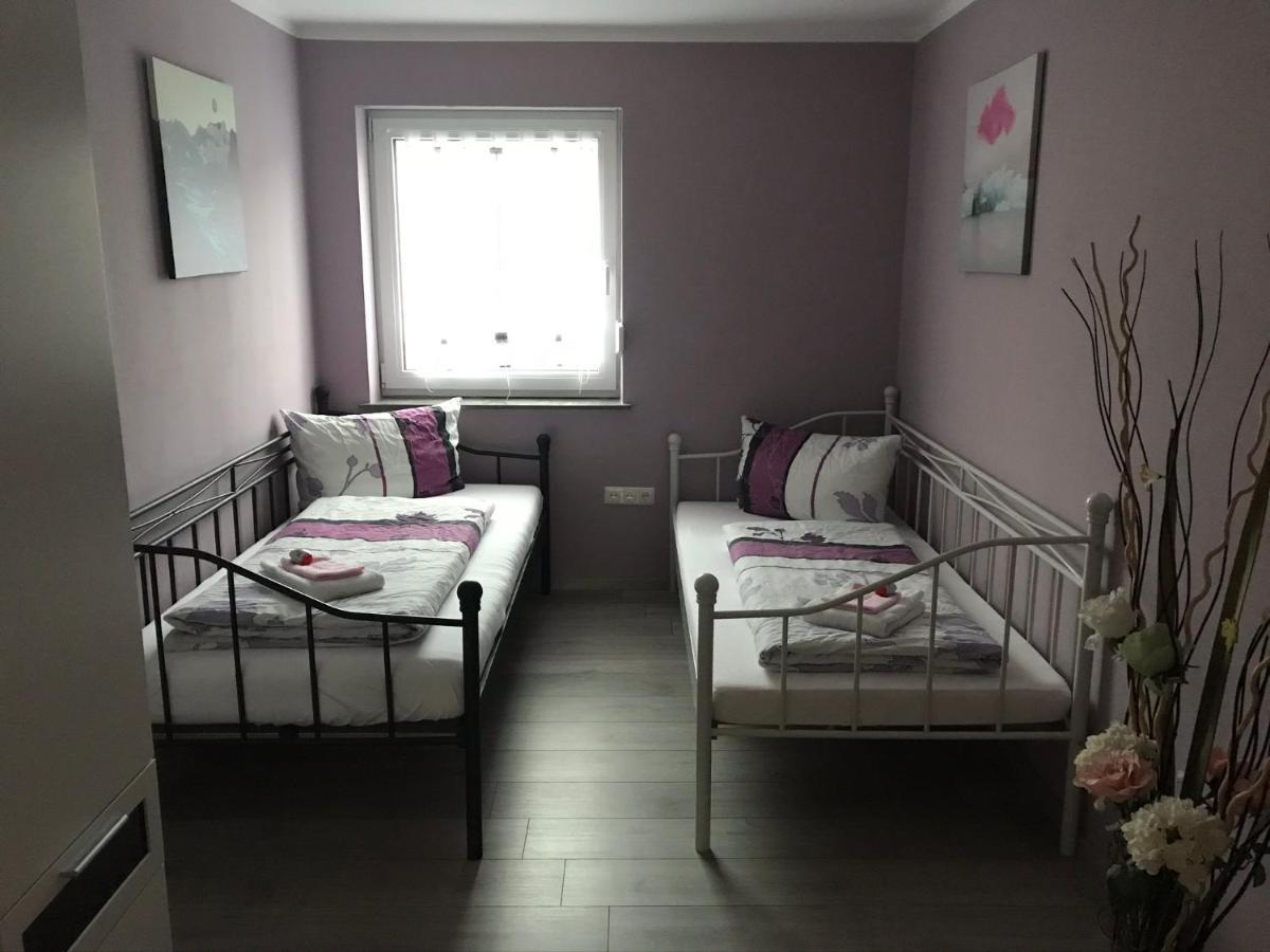 Gemutliche 3-Zimmer Wohnung Saal an der Donau Eksteriør bilde
