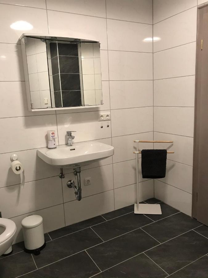 Gemutliche 3-Zimmer Wohnung Saal an der Donau Eksteriør bilde